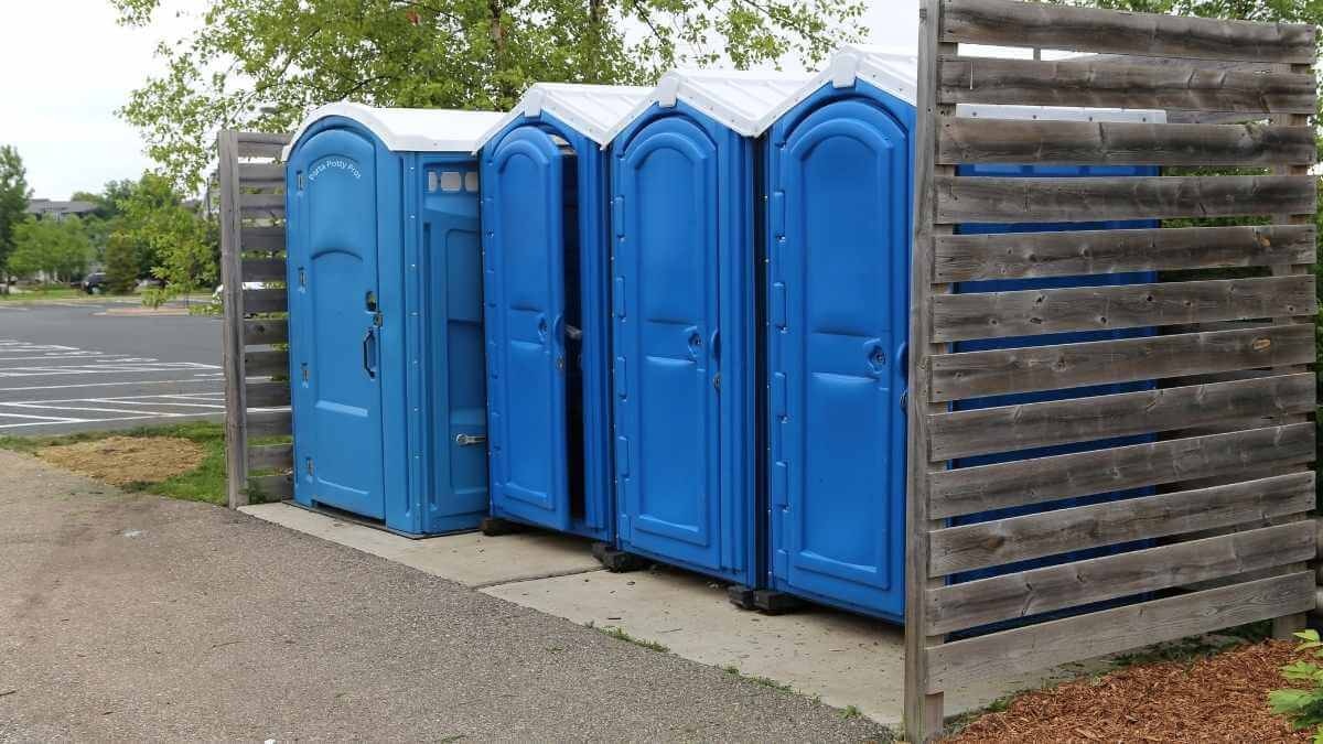 Porta Potty Rental Pros - Quality Portable Restroom Services in Kalida, OH, 45853